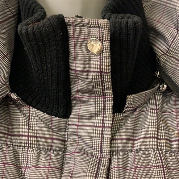 #  Guess Jacket - Picture 5 of 16